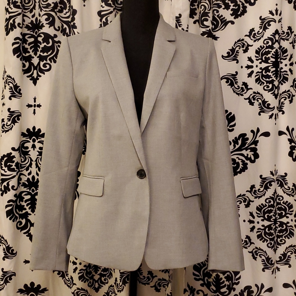 Ann Taylor Suit - sz 8